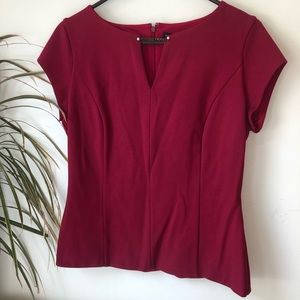 🌿 White House Black Market top